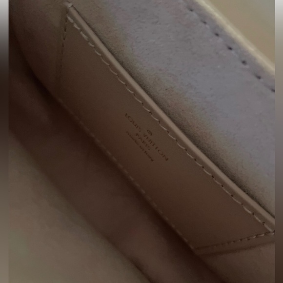 Louis Vuitton Wave Multi-Pochette Crossbody( Rose Ballerina) - Picture 8 of 11